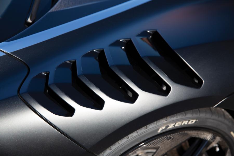 Детали экстерьера ItalDesign Zerouno (4 of 5) 2018 года  (фото 16 из 26)